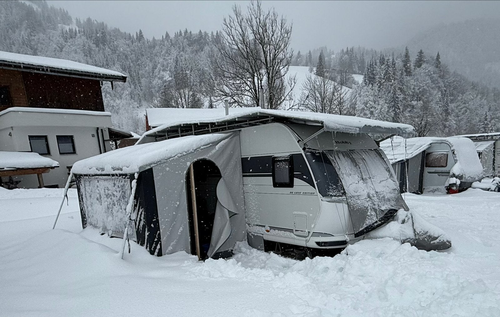 MTH Zeltbau Nellen Type 2 winterdak/Schutzdach voor caravan, Ophalen, Zo goed als nieuw
