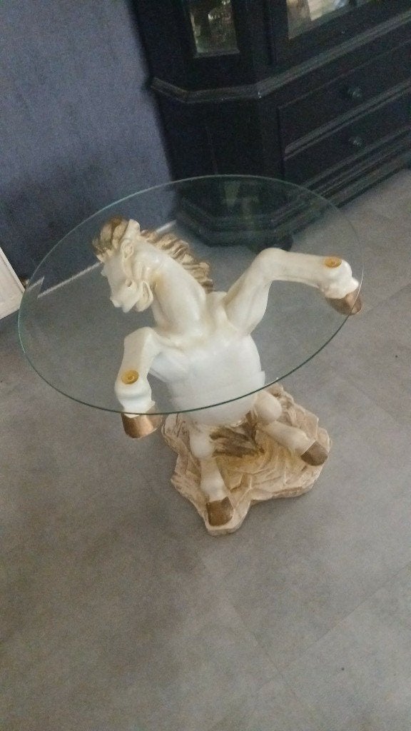 bij zettafel  paard, Ophalen