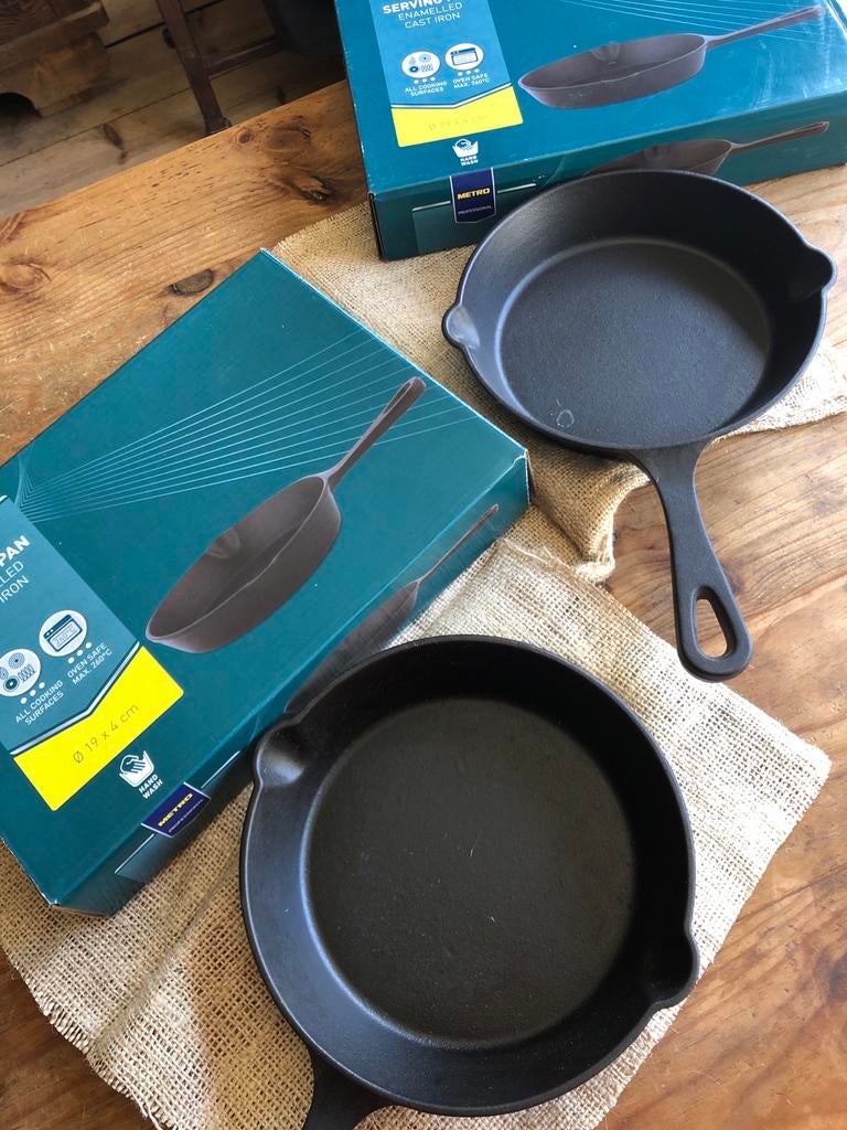 Gietijzeren / cast iron pannen.  Samen voor, Overige typen, Nieuw, Ophalen of Verzenden, Gietijzer