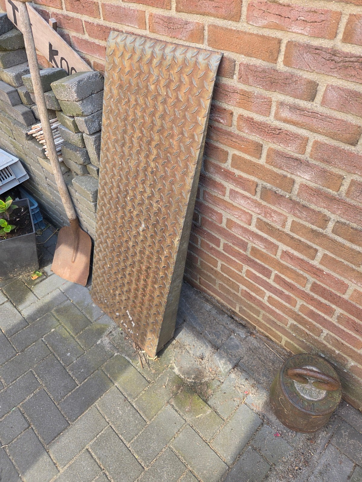 Zware stalen traanplaat oprijplaat 1.12m x 0.45m, Doe-het-zelf en Verbouw, Ophalen, Zo goed als nieuw