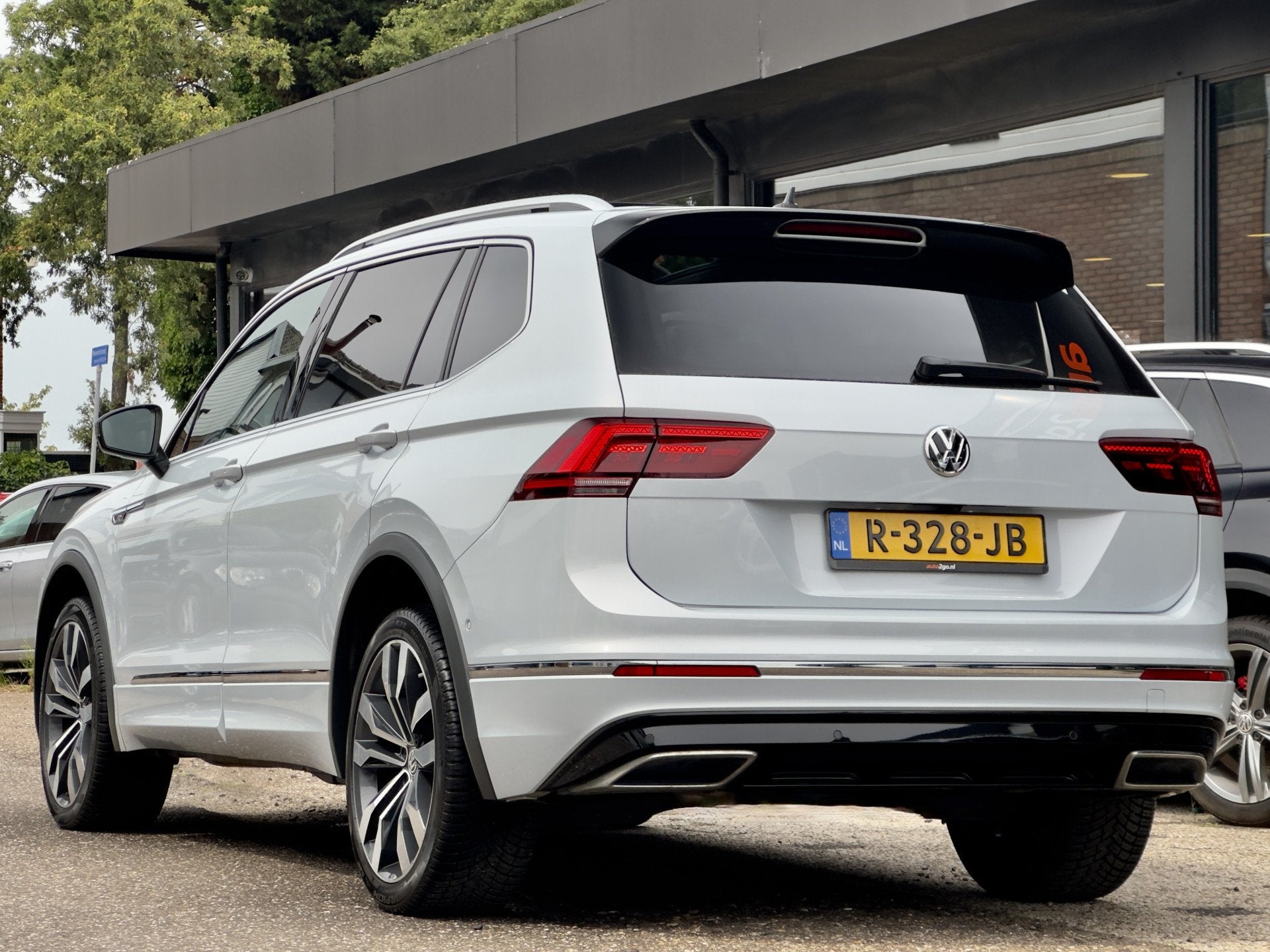 Volkswagen Tiguan Allspace 2.0 TSI AUT7 4MOTION 3X R-LINE HI, Automaat, Euro 6, 4 cilinders, 1984 cc