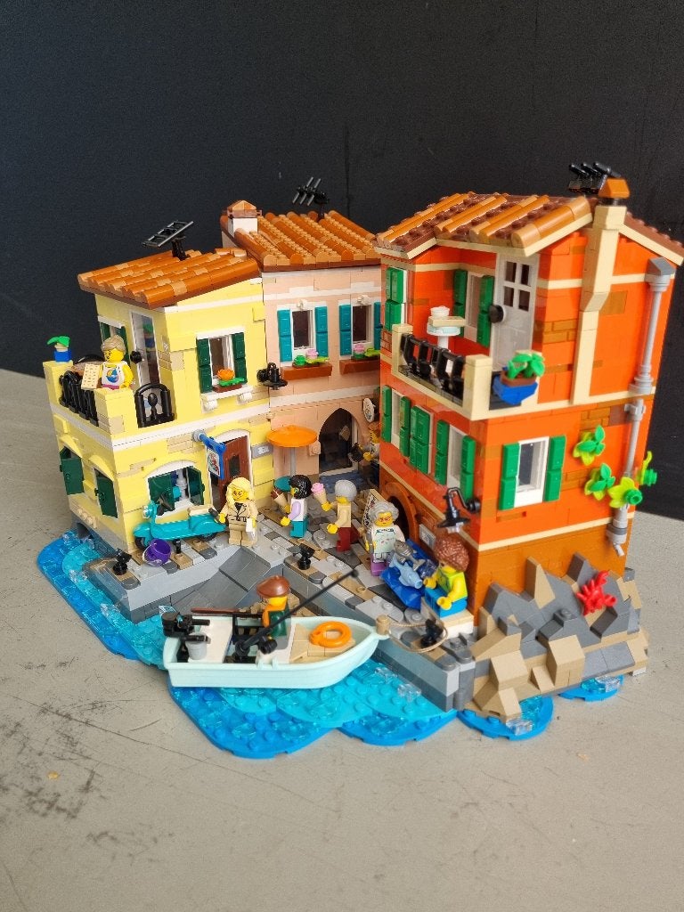 Te huur: Lego Italiaanse Riviera 21359, Gebruikt, Lego, Inclusief instructies, Ophalen of Verzenden
