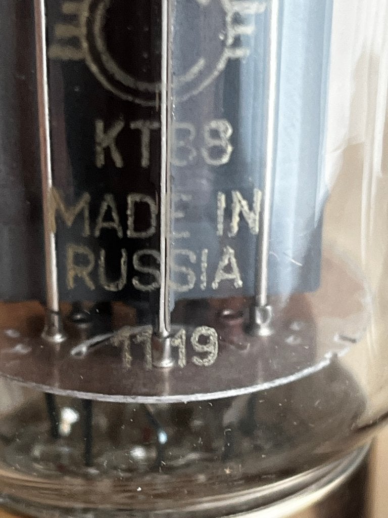 KT88 Svetlana Winged-C NOS ST Petersburg, Ophalen of Verzenden, Buis of Buizen