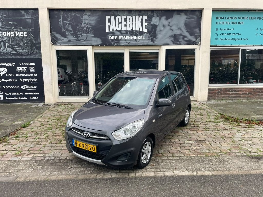 Hyundai i10 1.0 5DR 2013 Grijs / APK 14-05-2027/ 116 km /, Auto's, Voorwielaandrijving, Stof, 31 €/maand, 400 kg