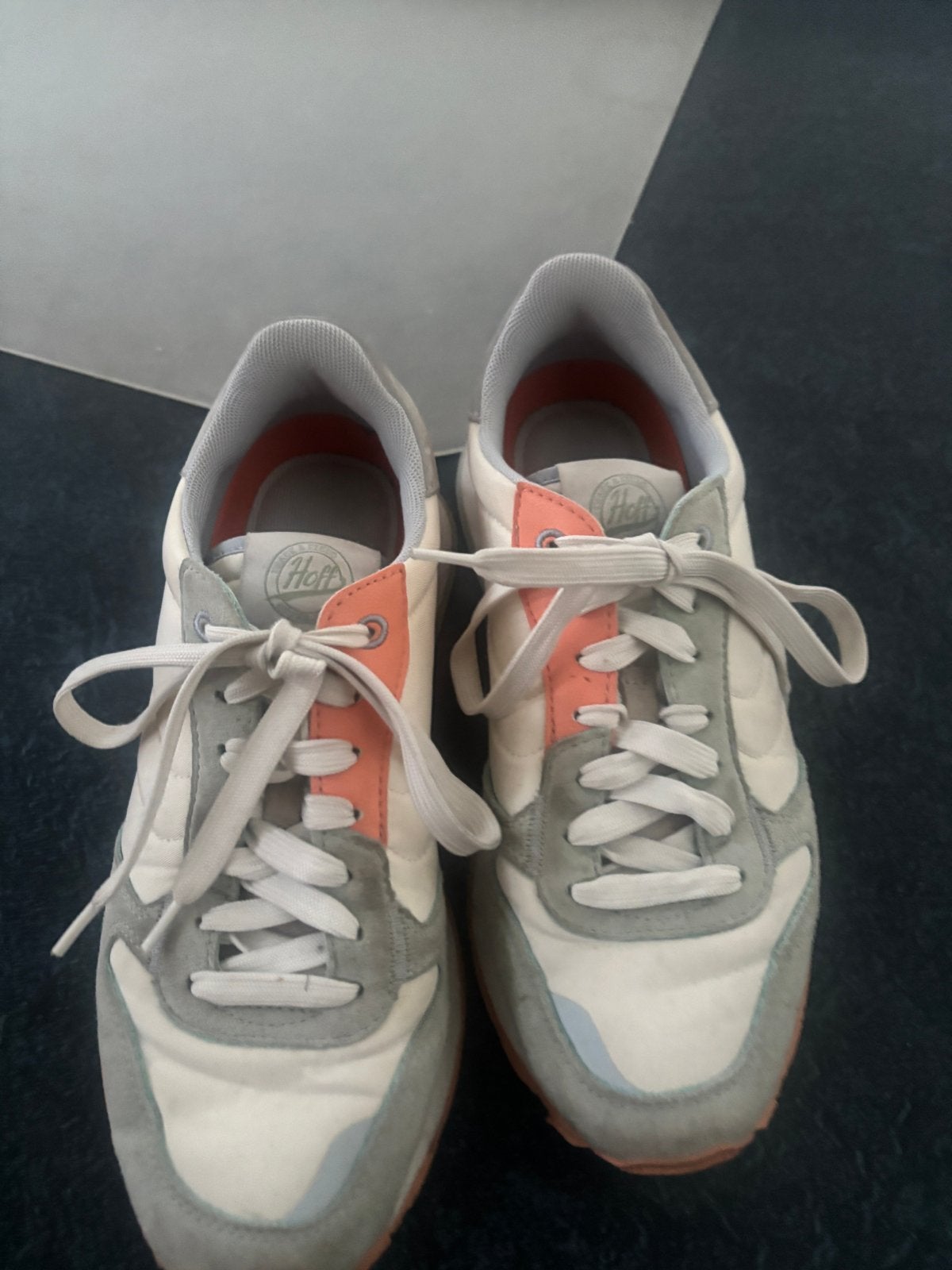 Hoff sneakers in beige en oranje, maat 39, Ophalen of Verzenden, Gedragen, Beige, Sneakers of Gympen