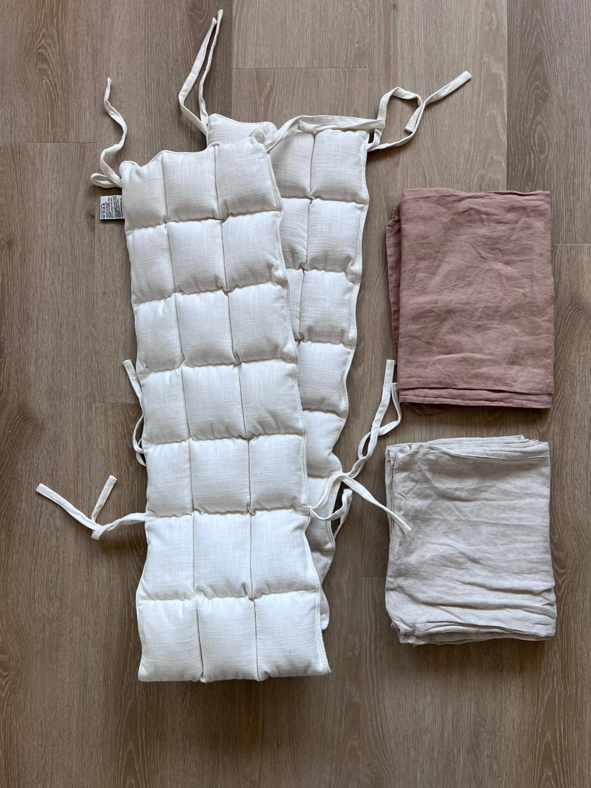 Cocoon bedbumper + 2 hoezen, Ophalen of Verzenden, Zo goed als nieuw