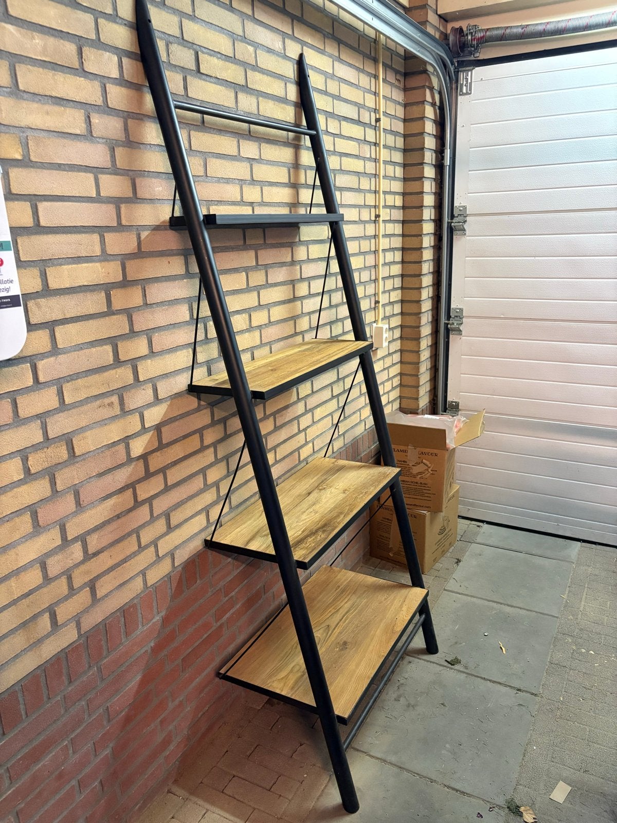 Wandrek industrieel, Met plank(en), Gebruikt, 200 cm of meer, 50 tot 100 cm