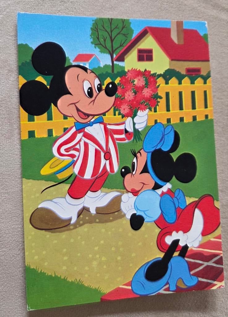 Mickey Mouse geeft bloemen aan Minnie Mouse, Verzenden, 1980 tot heden, Gelopen, Kinderen