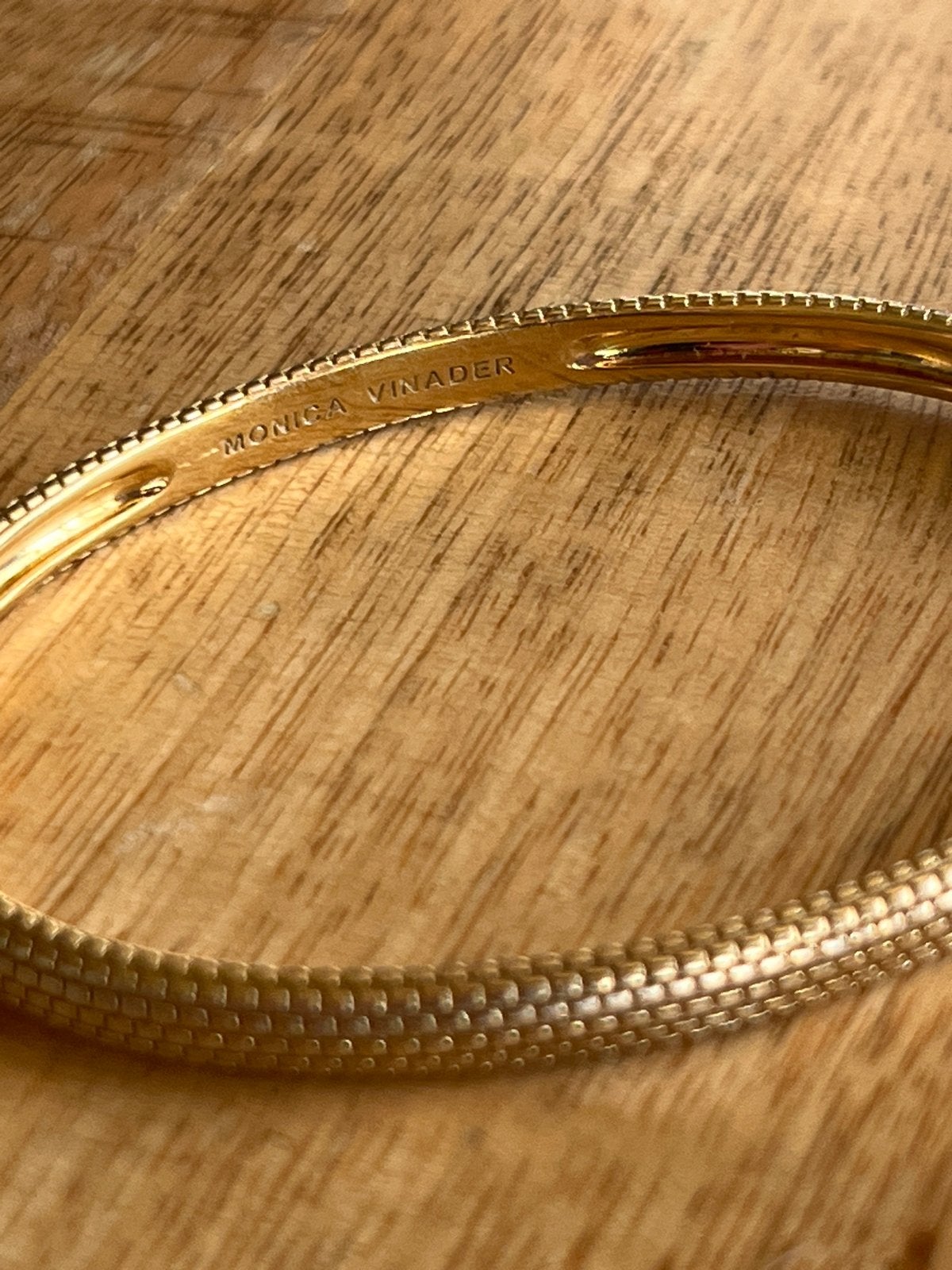 Monica Vinader Heirloom Bangle - 18k, Ophalen of Verzenden, Zo goed als nieuw, Goud, Goud