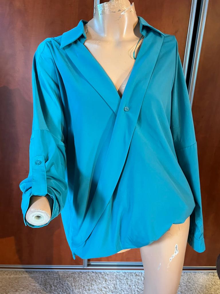 NIKKIE blouse maat 36 origineel zgan, Kleding | Dames, Blouses en Tunieken, F, Blauw, Ophalen of Verzenden, Zo goed als nieuw