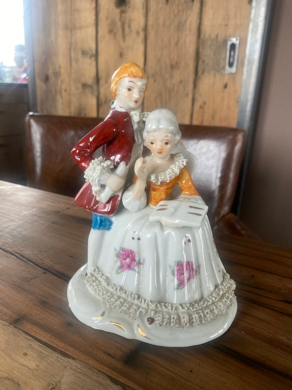 Vintage beeldje van stel, 17 cm, Verzamelen, Beelden en Beeldjes, Ophalen of Verzenden, Gebruikt, Mens