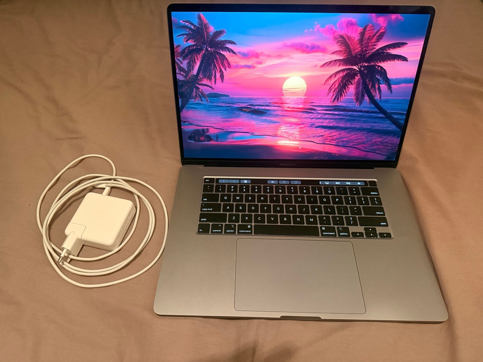 MacBook Pro 16-inch (2019) - i7, 16GB RAM, 512GB SSD