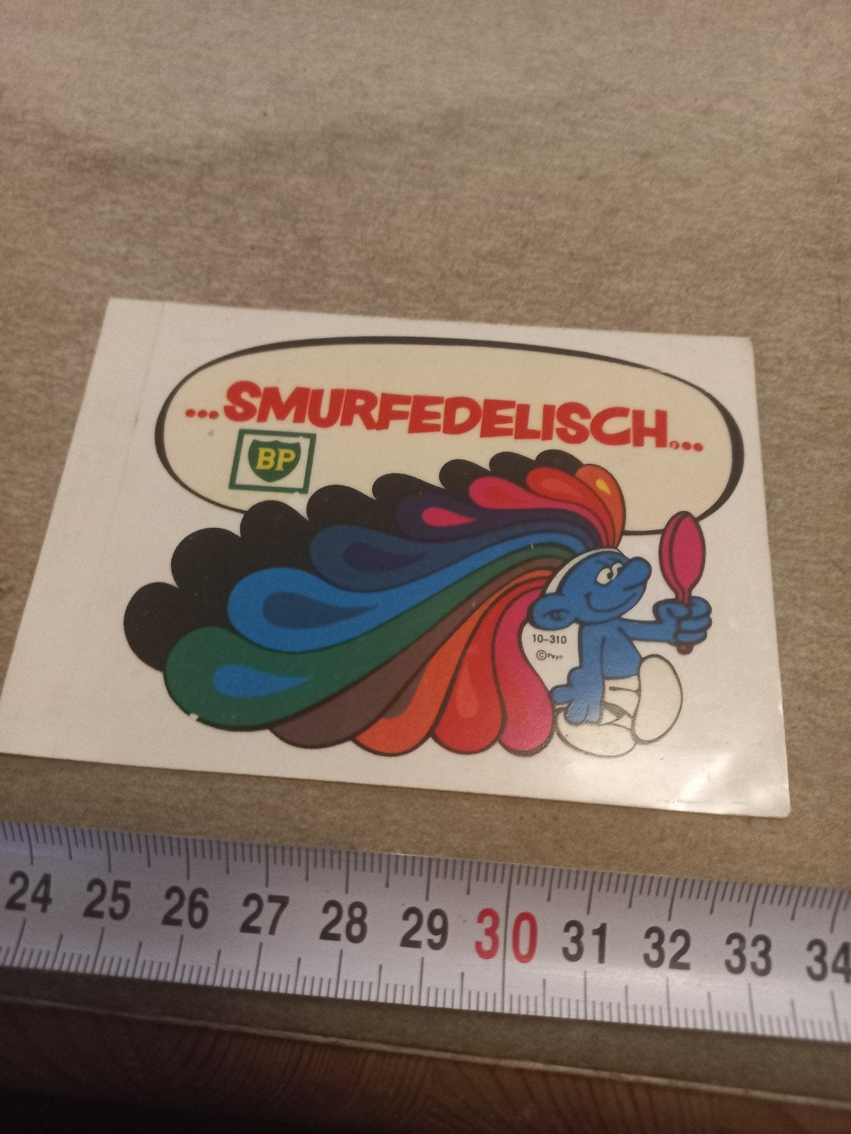 Vintage Smurfedelisch BP sticker - Smurf met spiegel, Ophalen of Verzenden, Gebruikt, Overige typen