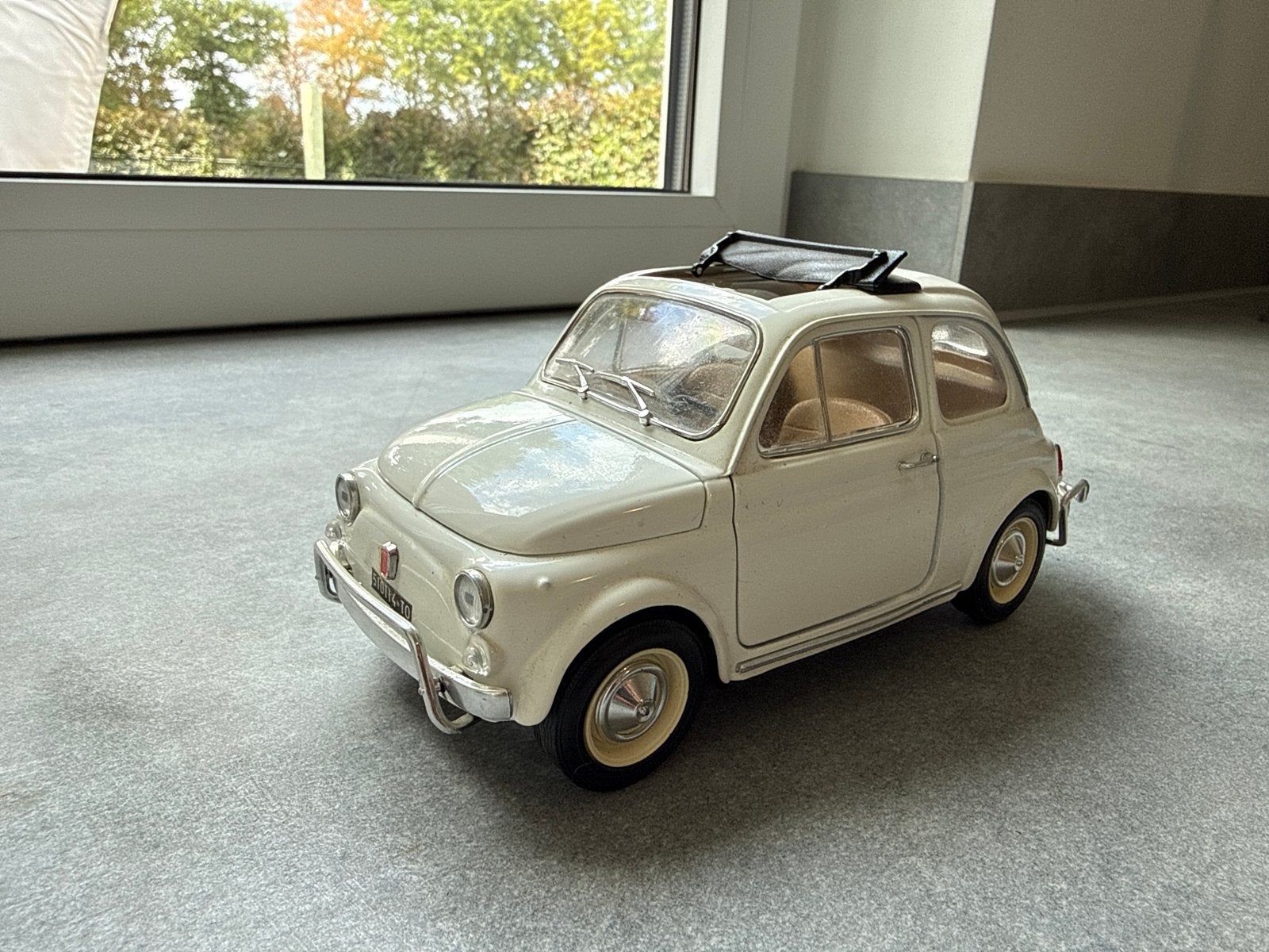 Gedetailleerd model van een Fiat 500, Ophalen of Verzenden, Zo goed als nieuw, Auto, Overige merken