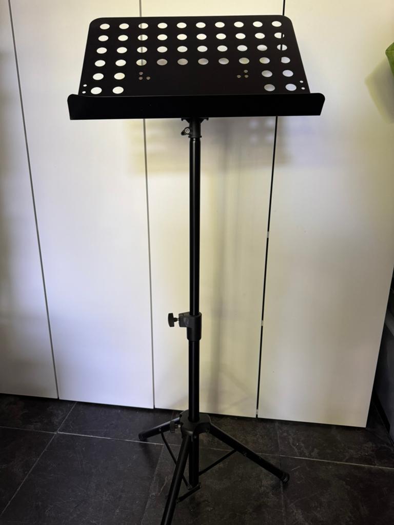 Muziekstandaard zwart, Ophalen, Zo goed als nieuw