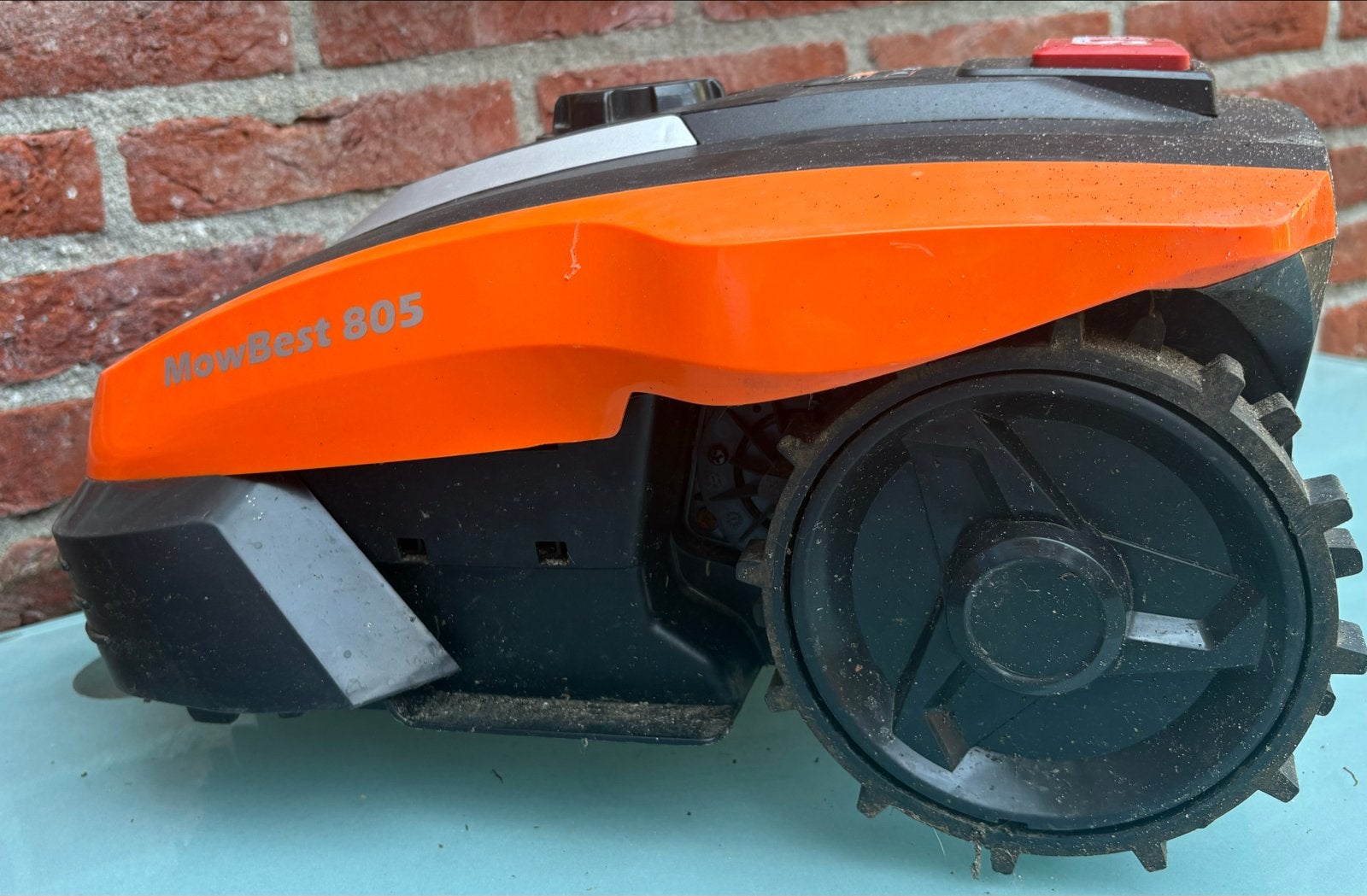 Yard Force MowBest 805 Robotmaaier, Ophalen, Cirkelmaaier, Gebruikt, Minder dan 30 cm