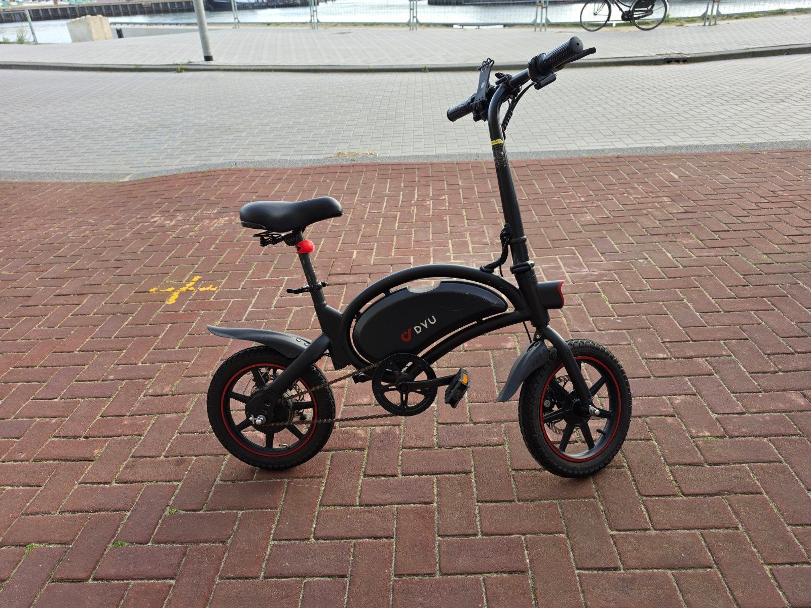 DYU elektrische mini opvouw fiets met gashendel, Ophalen, Gebruikt, Minder dan 14 inch