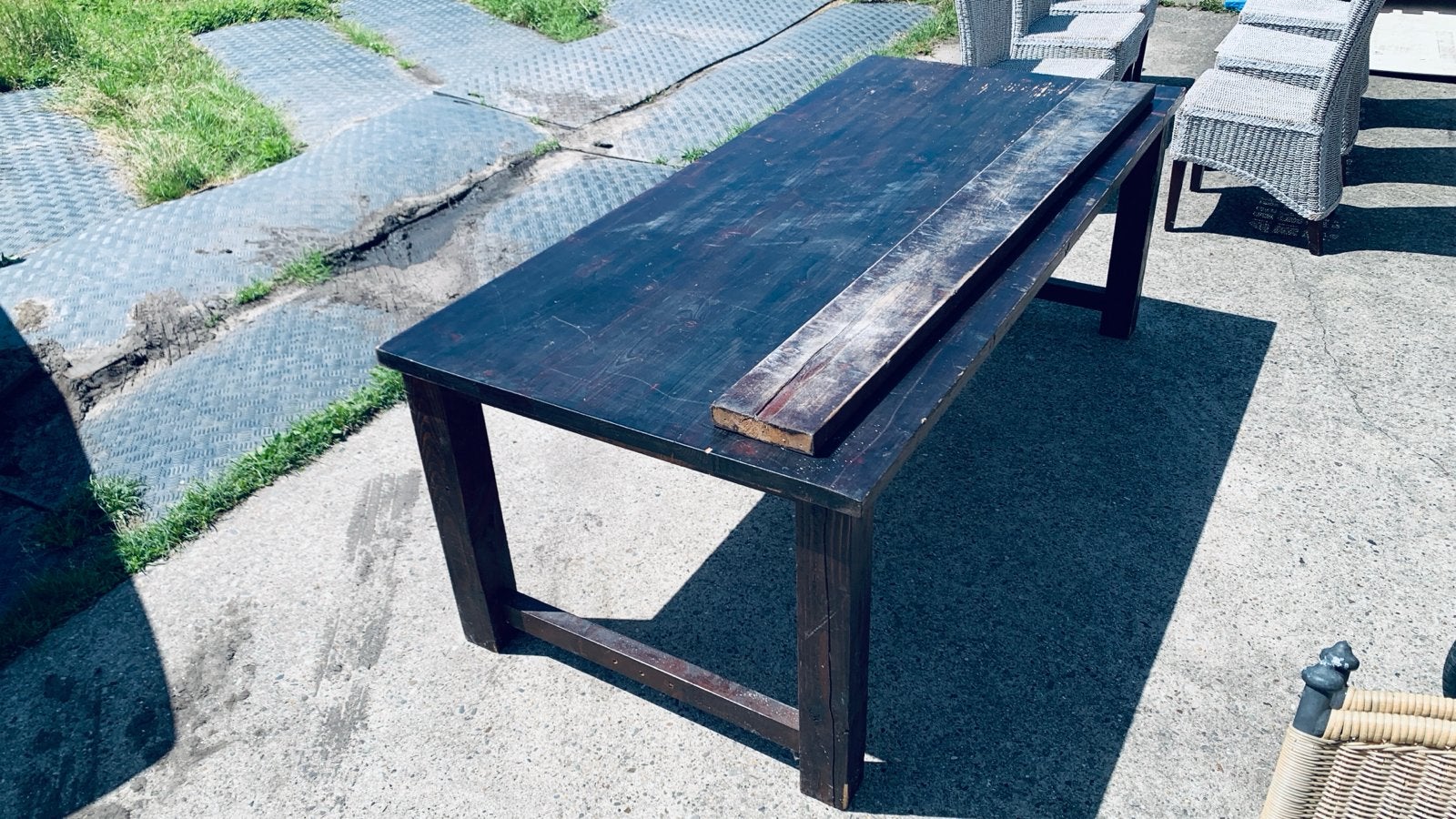 Robuuste houten tafel, Ophalen, Gebruikt, 50 tot 100 cm, 150 tot 200 cm