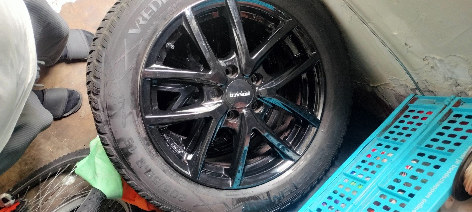 Monaco 16 inch velgen met Vredestein banden SNEL WEG, Auto-onderdelen, Banden en Velgen, Gebruikt, 16 inch, Banden en Velgen, All Season