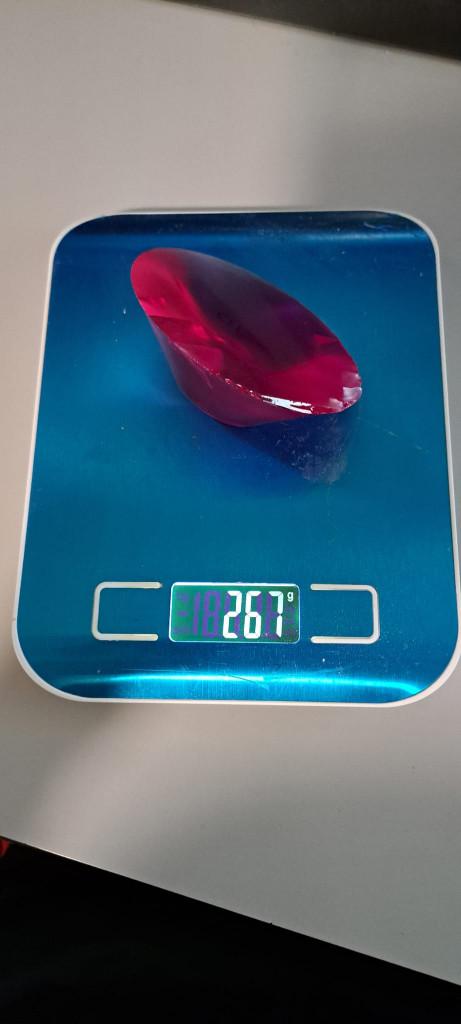 1300+ karaat Synthetische Robijn Boule end 8cm, Overige materialen, 20 of groter, Nieuw, Ophalen of Verzenden