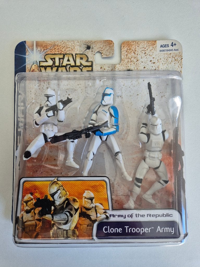 Star Wars CW 2003 Deluxe Clone Trooper Army with Liutenant, Ophalen of Verzenden, Nieuw, Actiefiguurtje