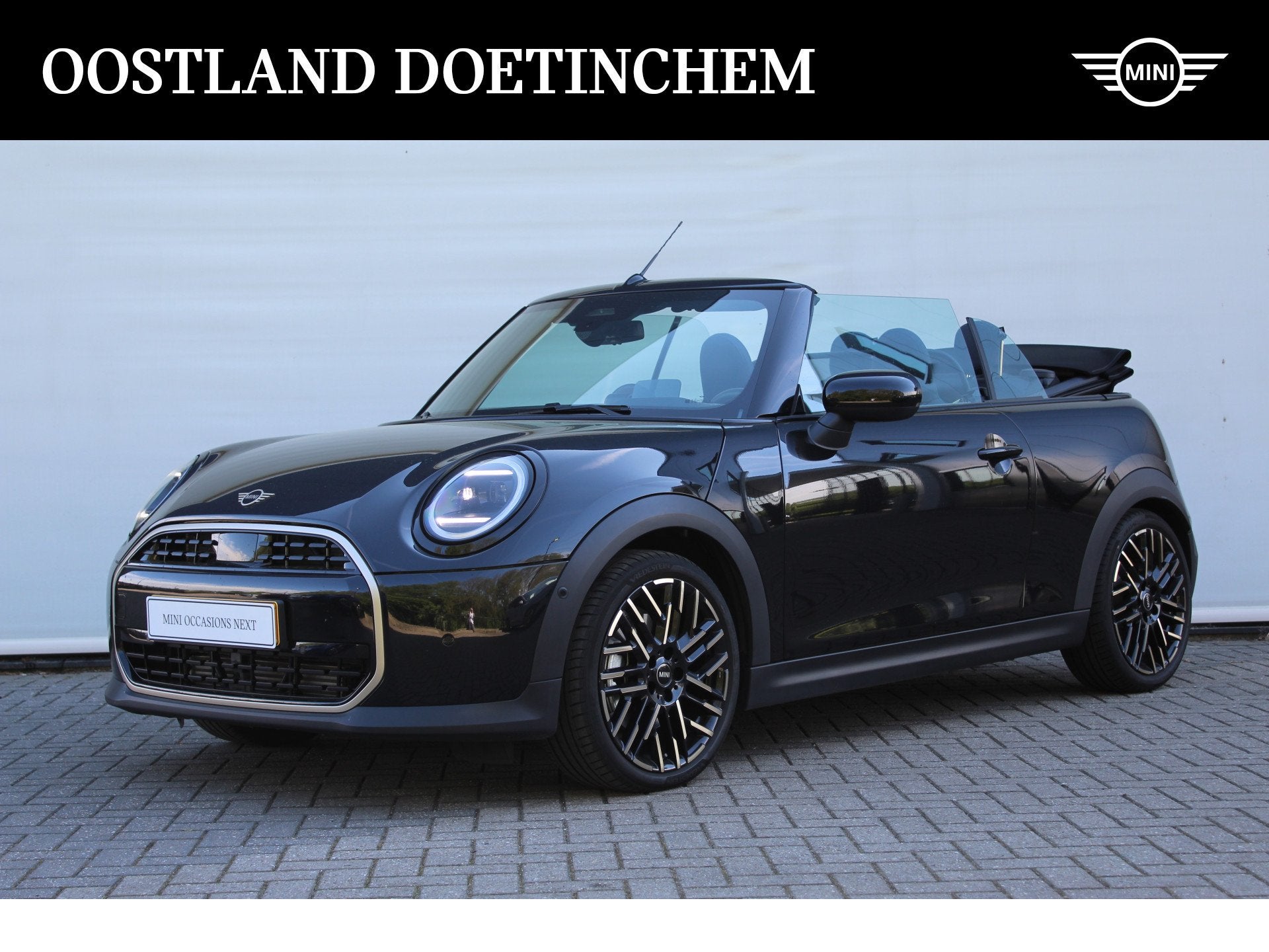 MINI Cabrio Cooper C Automaat / Favoured Trim / Pakket M / 1