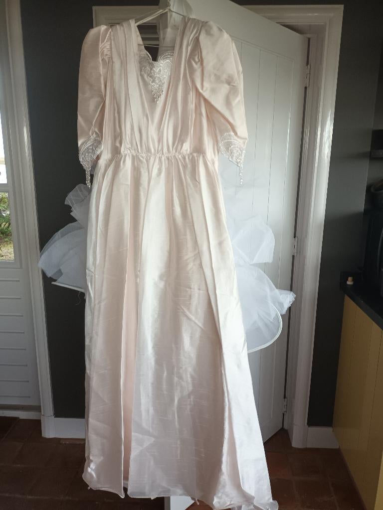 Trouwjurk, Overige typen, Roze, Ophalen, Maat 38/40 (M)