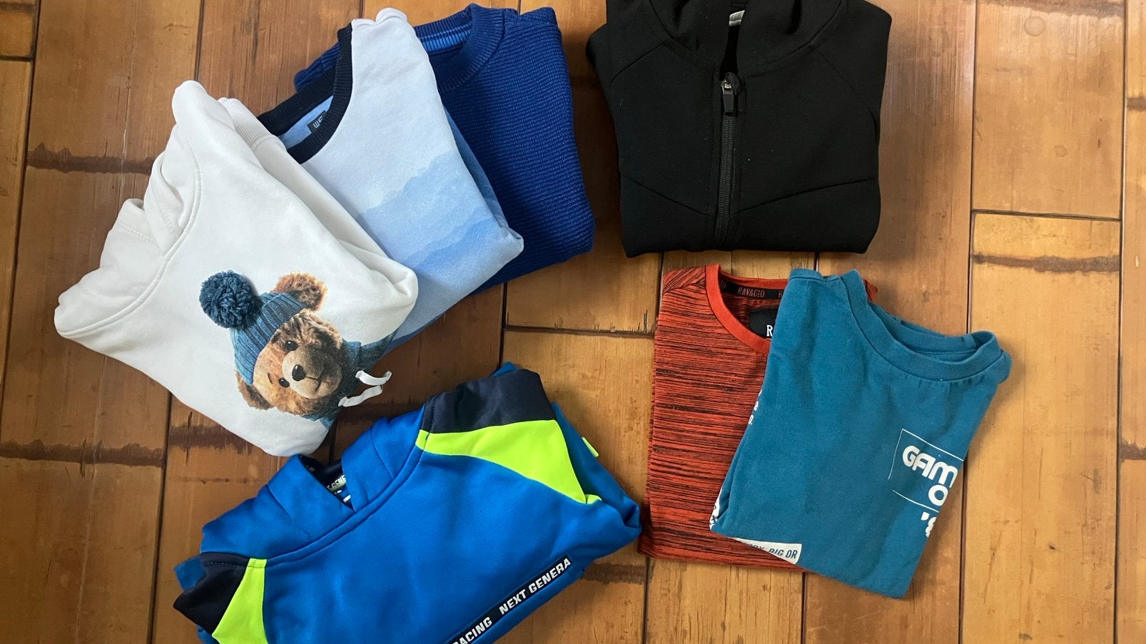 Trui/vest/lange mouwen t shirt, jongen maat 110, Kinderen en Baby's, Ophalen of Verzenden, Gebruikt, Maat 110