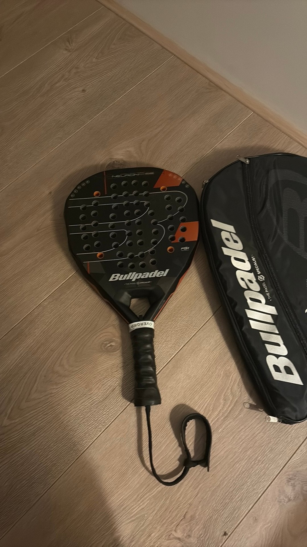 Bullpadel Neuron Edge 2026, Sport en Fitness, Ophalen of Verzenden, Zo goed als nieuw
