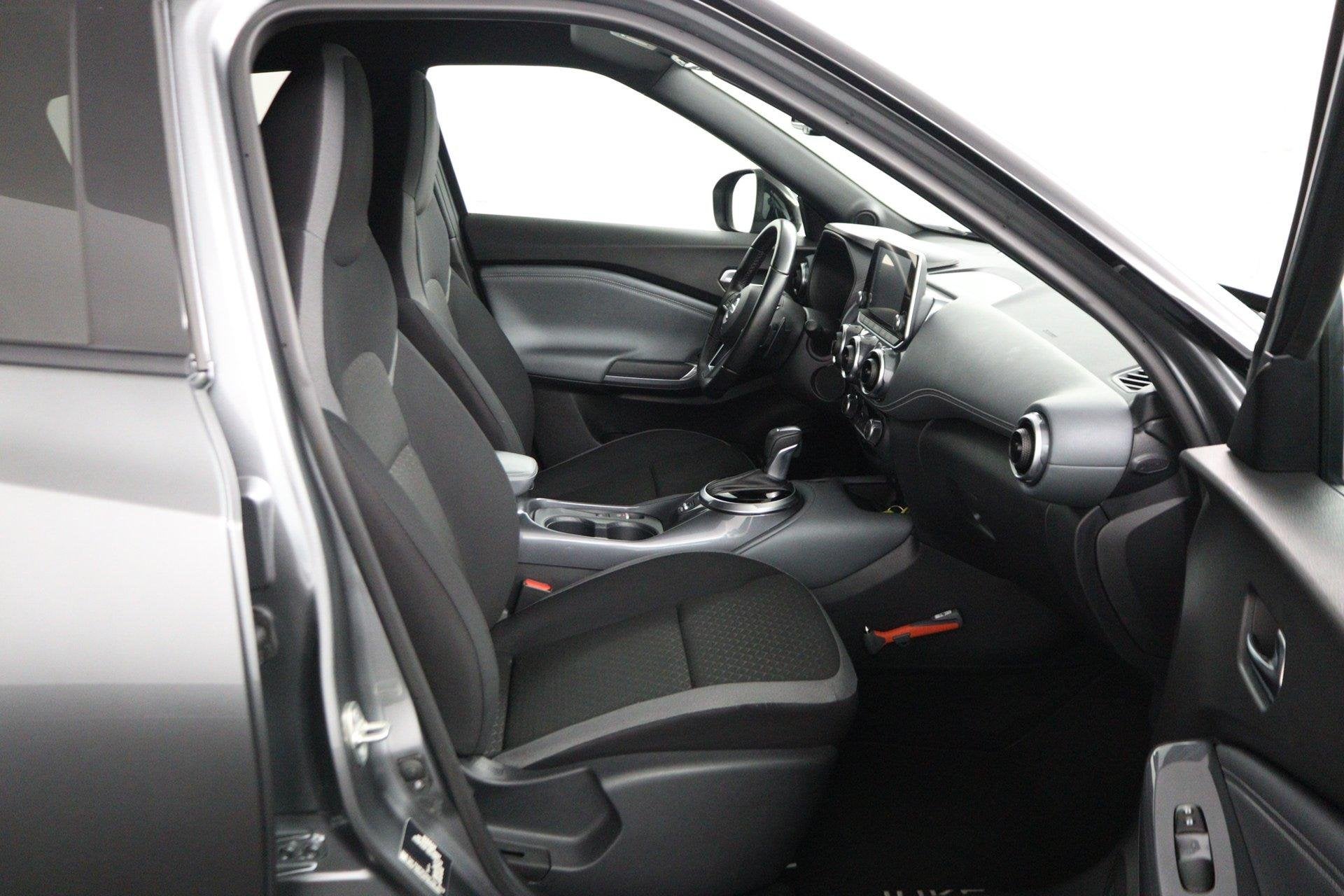Foto 18 van Nissan Juke 1.0 DIG-T N-Connecta Automaat | Apple Carplay/An