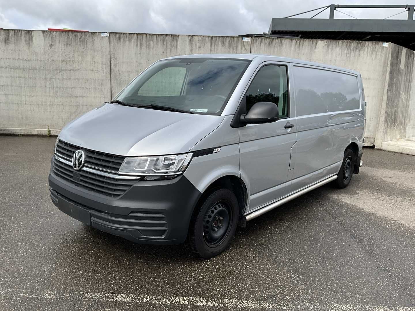 Volkswagen Transporter 2.0 TDI L2H1 XL 150pk 3-Persoons 2023, Voorwielaandrijving, Gebruikt, Euro 6, 150 pk