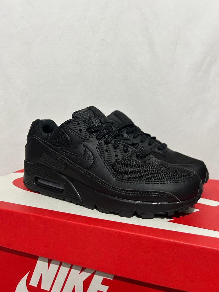 NIEUW! Maat 38 - Nike Air Max 90 Triple Black, Kleding | Dames, Schoenen, Verzenden, Zwart, Nike, Nieuw