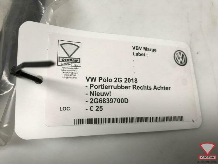 vw polo 2g portierrubber rechts achter nieuw! 2g6839700d, Auto-onderdelen, Volkswagen, Volkswagen AG, Nieuw, Berliner Ring 2
38440  Wolfsburg, DE