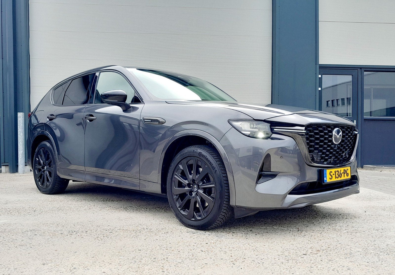 Mazda CX-60 2.5 E- 327pk Aut black line Edition inr mog, Auto's, Mazda, Automaat, 192 pk, 2500 kg, CX-60