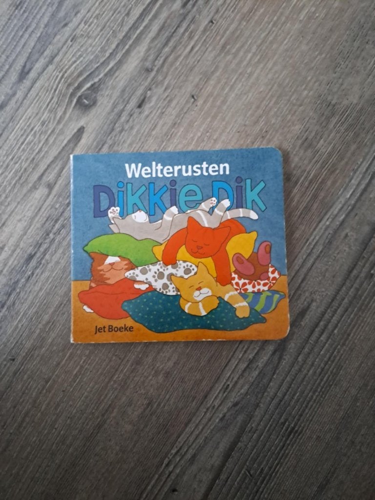 Welterusten Dikkie Dik, Ophalen, Gelezen