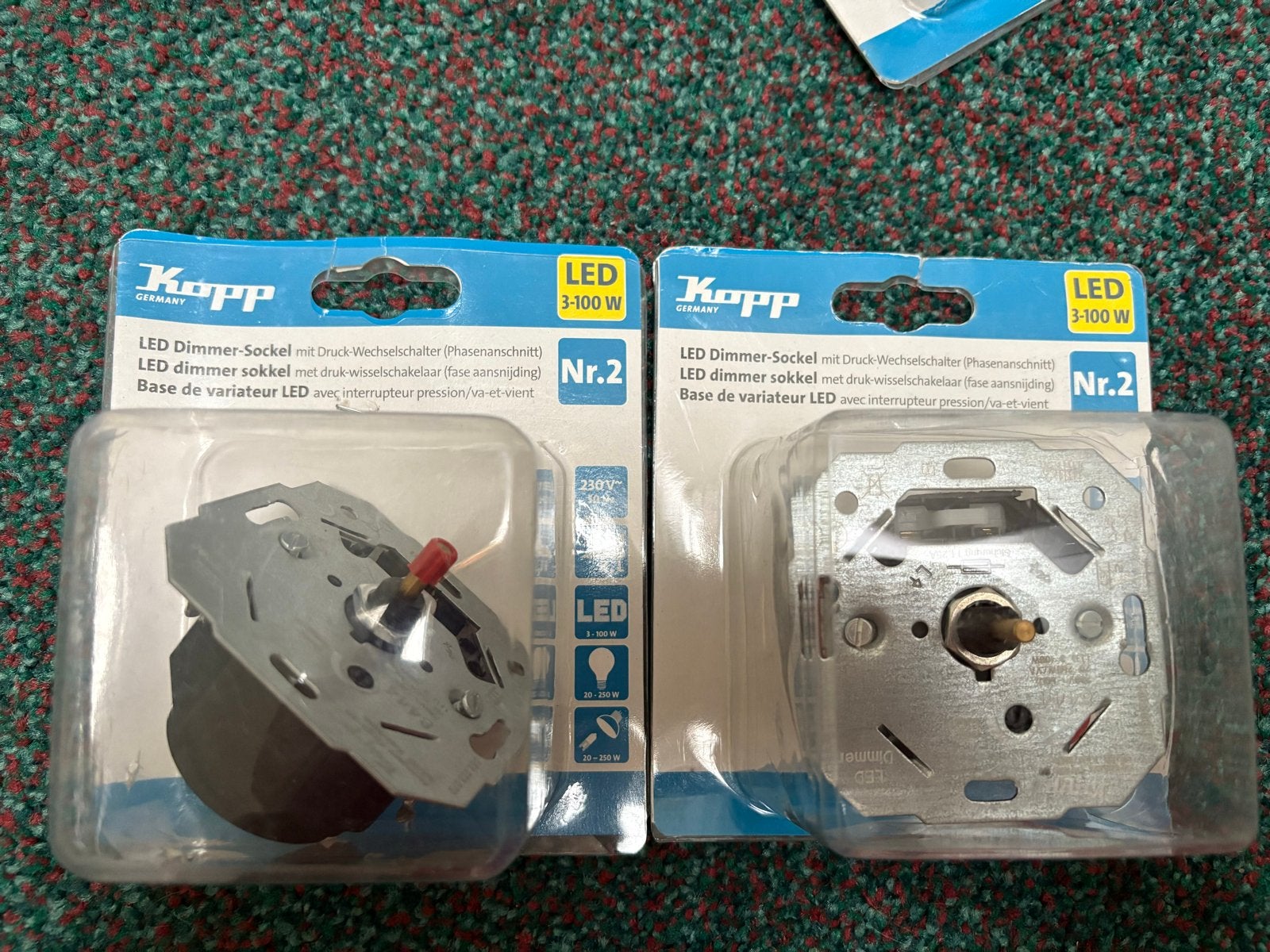 Kopp LED Dimmer-Sockel 3-100W met wisselschakelaar 2 stuks, Ophalen of Verzenden, Nieuw, Overige merken, Dimmer
