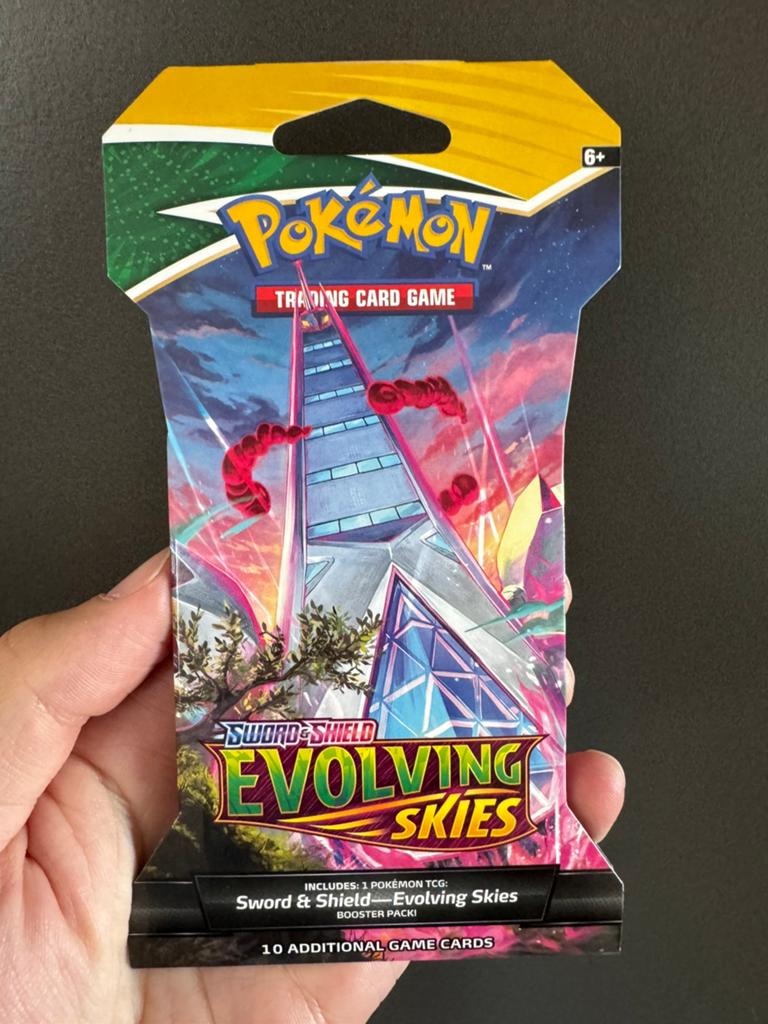 Evolving Skies Sleeved Booster Pack, Ophalen of Verzenden, Nieuw, Booster