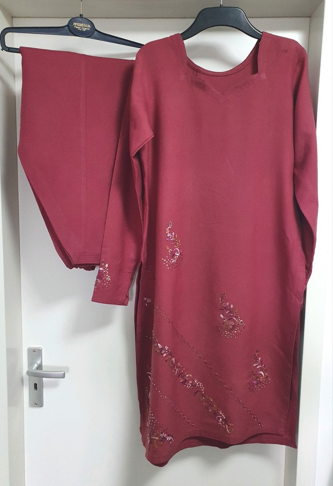 2-delige Indiase Shalwar Kameez - Handgeborduurd maat S, Kleding | Dames, Ophalen of Verzenden, Zo goed als nieuw, Maat 36 (S)