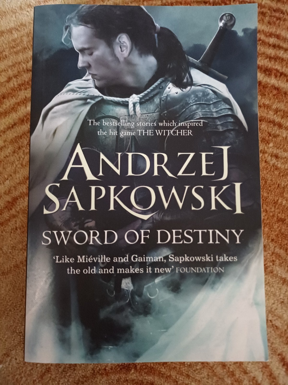 Andrzej Sapkowski - Sword of Destiny (Engels), Boeken, Ophalen of Verzenden, Zo goed als nieuw, Andrzej Sapkowski