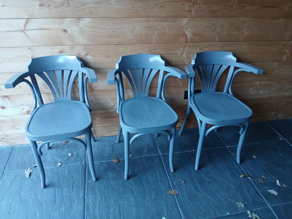 Thonet stoelen cafe stoelen te koop, Huis en Inrichting, Stoelen, Ophalen, Gebruikt, Overige kleuren, Drie