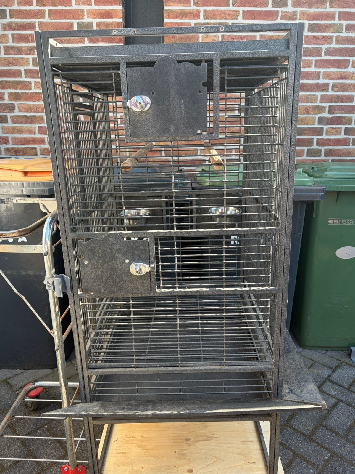 Papegaaien kooi, Dieren en Toebehoren, Ophalen, Gebruikt, Metaal, Vogelkooi