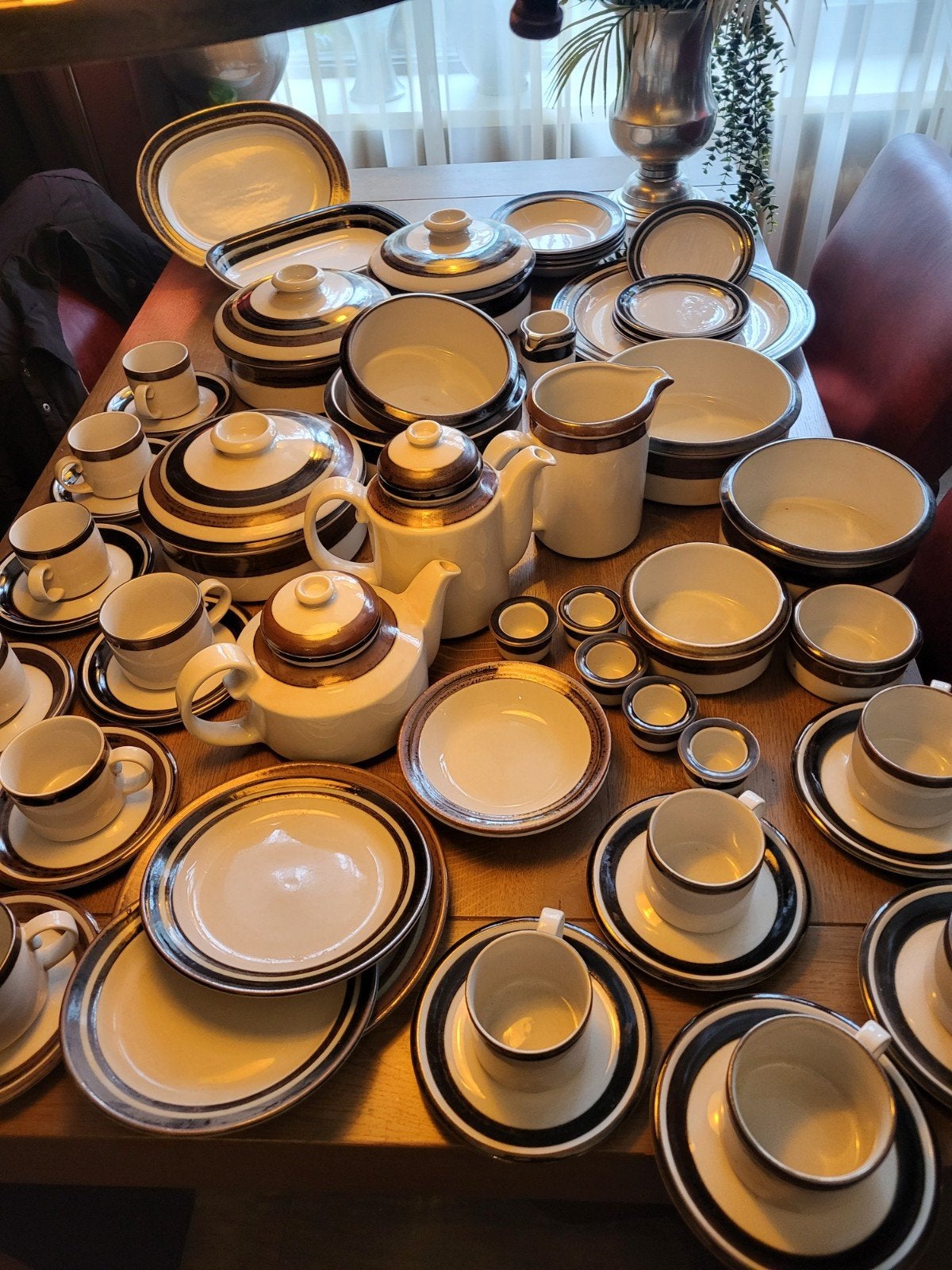 Groot Arabia servies - Vintage en compleet, Ophalen of Verzenden, Zo goed als nieuw, Porselein, Overige stijlen