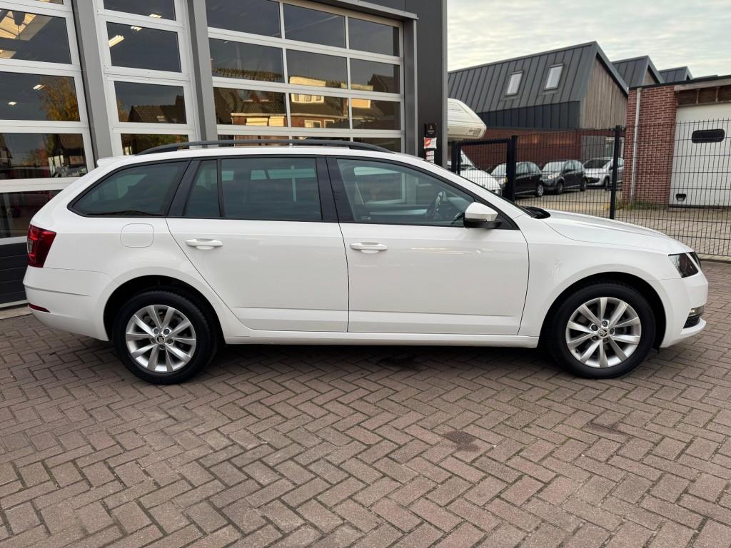 Skoda OCTAVIA  COMBI 1.0 TSI 115PK GREENTECH AMBITION BUSINE, Auto's, Skoda, Euro 6, Electronic Stability Program (ESP), 116 pk