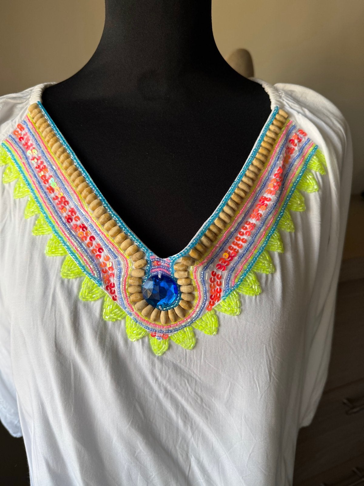 Hot lava top met Kleurrijke Borduurdetails Maat L, Maat 38/40 (M), Wit, Ophalen of Verzenden, Zo goed als nieuw
