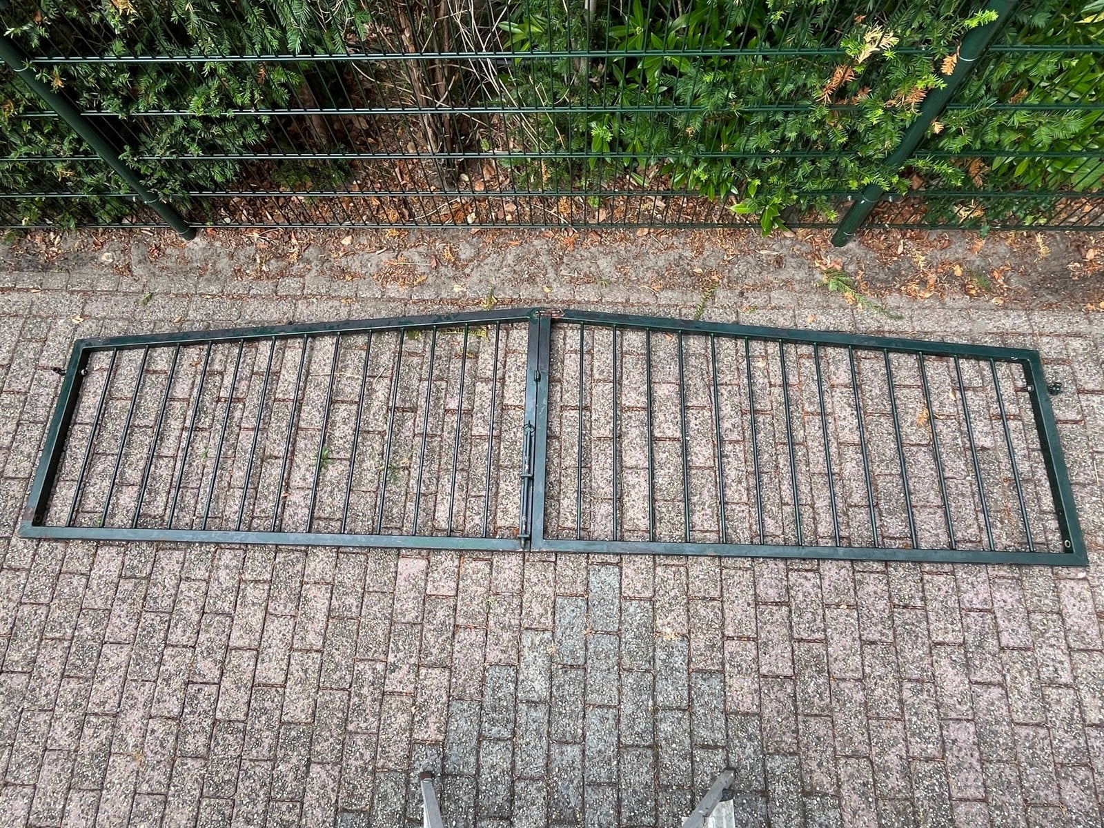 Stalen poort, tuinpoort laag model 3,55 - 3,75 breed, Ophalen, Zo goed als nieuw, IJzer, Tuinhek