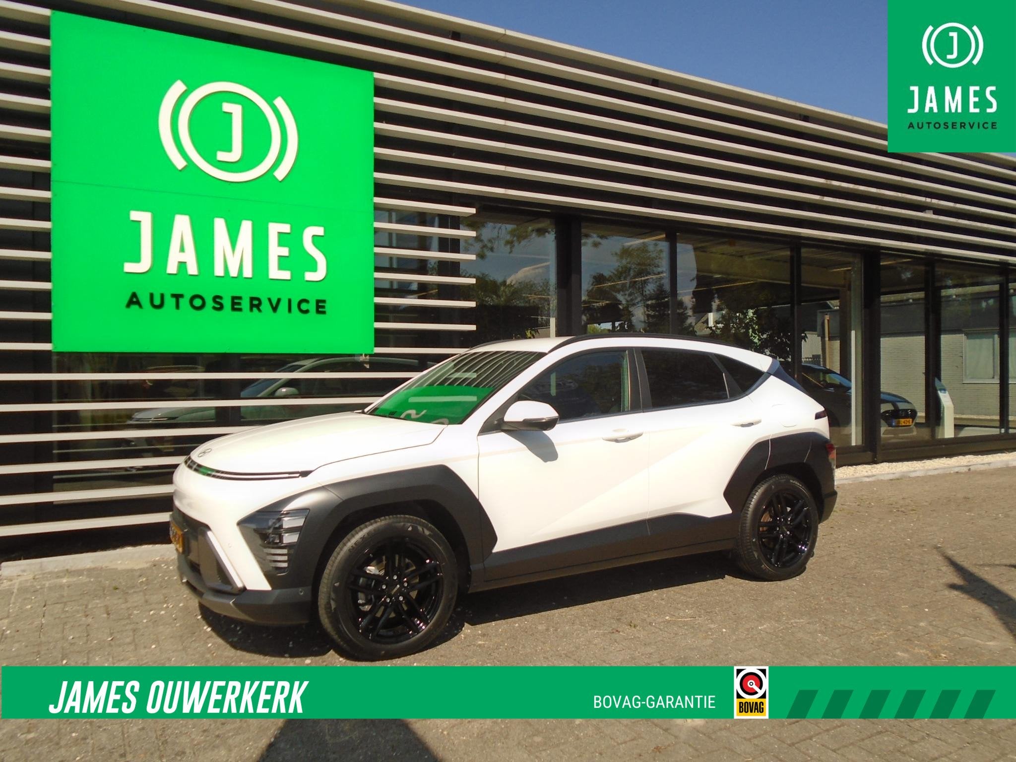 Hyundai Kona 1.6 GDI HEV Premium BLACK LINE WHEELS 18", Auto's, Gebruikt, 2 kWh, Wit, Bedrijf