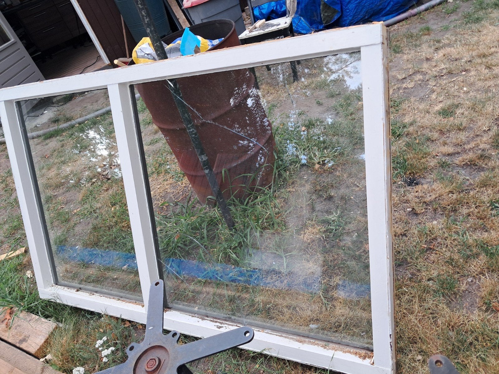 Houten kozijn 180x109 cm met 1 kapotte ruit, Doe-het-zelf en Verbouw, Kozijnen en Schuifpuien, Gebruikt, Raamkozijn, Hout, Ophalen