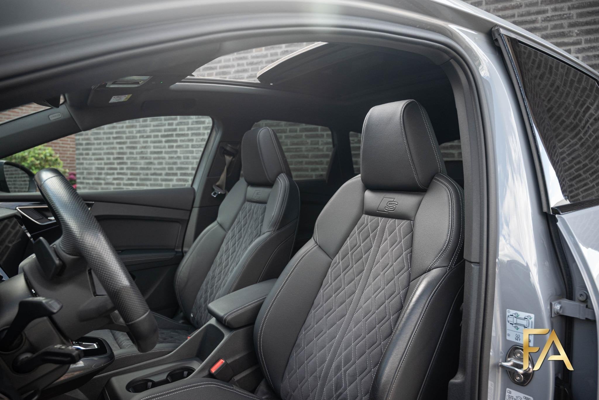 Audi Q4 e-tron 50 quattro S edition 77 kWh Panodak|Sline|kie, Auto's, Automaat, Zwart, 2135 kg, 450 min