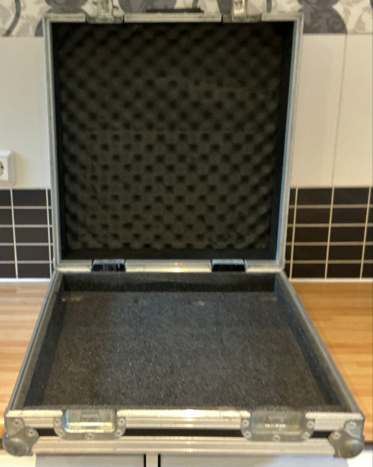 Flightcase voor diverse instrumenten of apparatuur, Ophalen, Gebruikt, Overige instrumenten, Flightcase