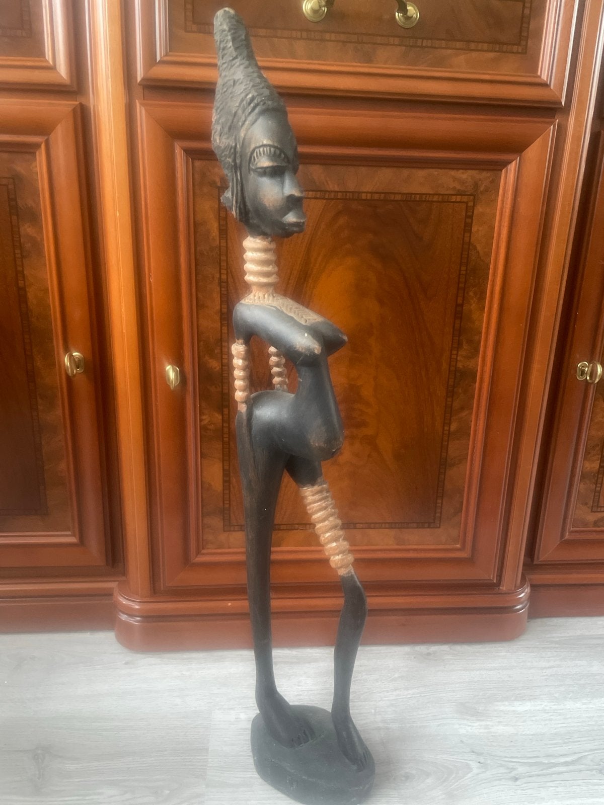 Afrikaans houten beeld - Vrouw met lange nek, Hout, Bruin, Afrika, Ophalen of Verzenden